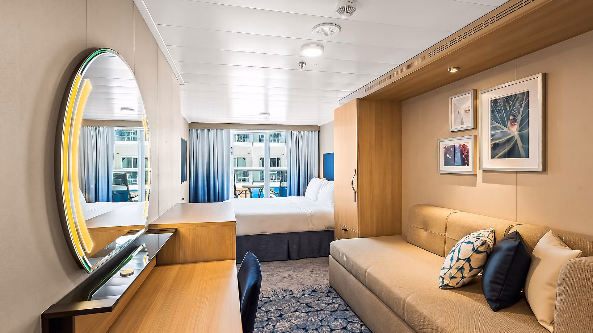 Wonder of the Seas Balcony Stateroom