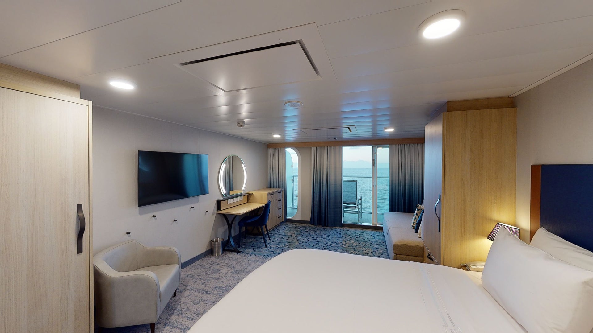 Ultra Spacious Ocean View with Balcony